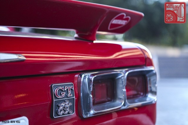 42_NissanGTR-R35_SkylineC10Hakosuka_rear