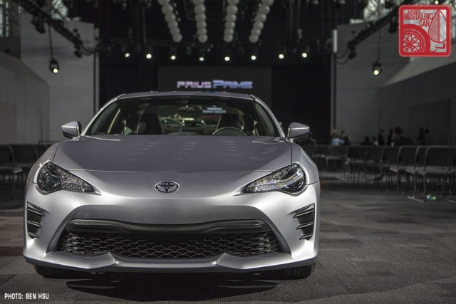 89-8697_Toyota86