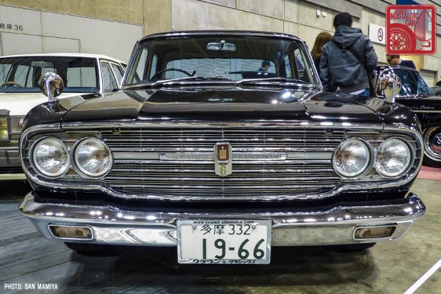 SM70823_Toyota Crown S40 Mooneyes