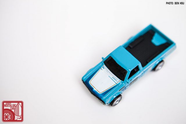 1493_Hot Wheels Car Culture Trucks Datsun 620