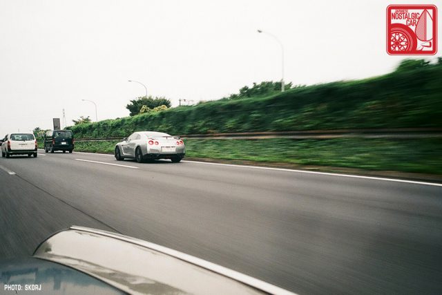 GR1-032s_Izu Skyline Nissan GTR R35