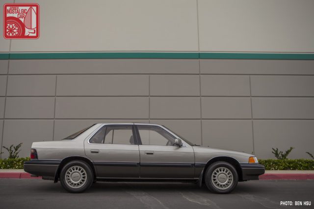 017_acura-legend-1986