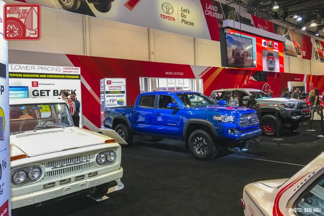 016_toyota-tacoma-trd-pro-race-truck