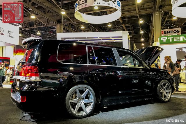 047_toyota-land-cruiser-200-speed