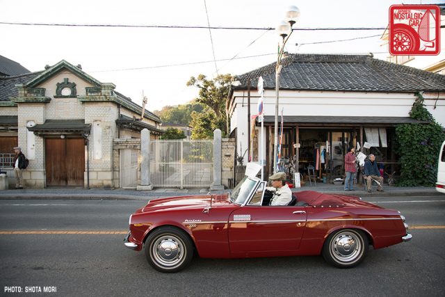 092_nissan-datsun-fairlady-roadster-2000