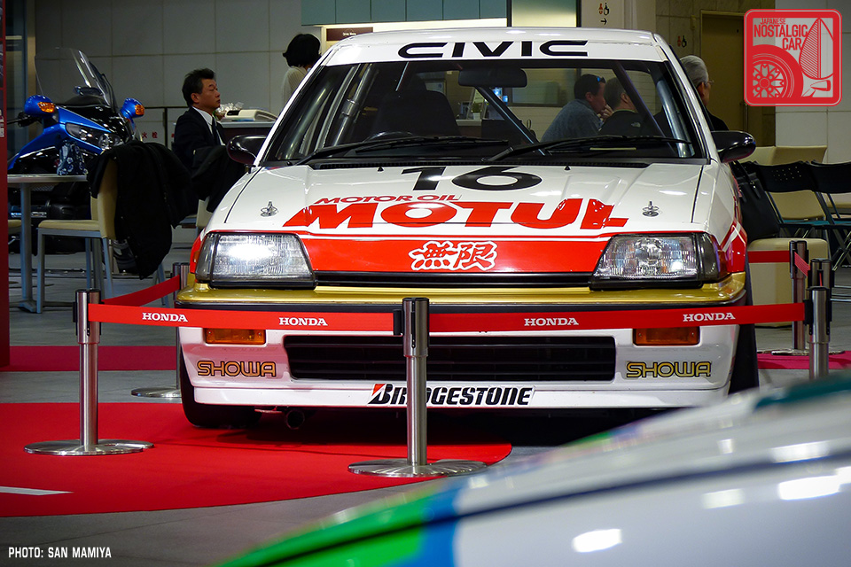 Honda история. Honda Civic 3 Gen Race. Civic Motul. Honda Mugen Motul Civic si Race car 87. Японские гоночные банды.