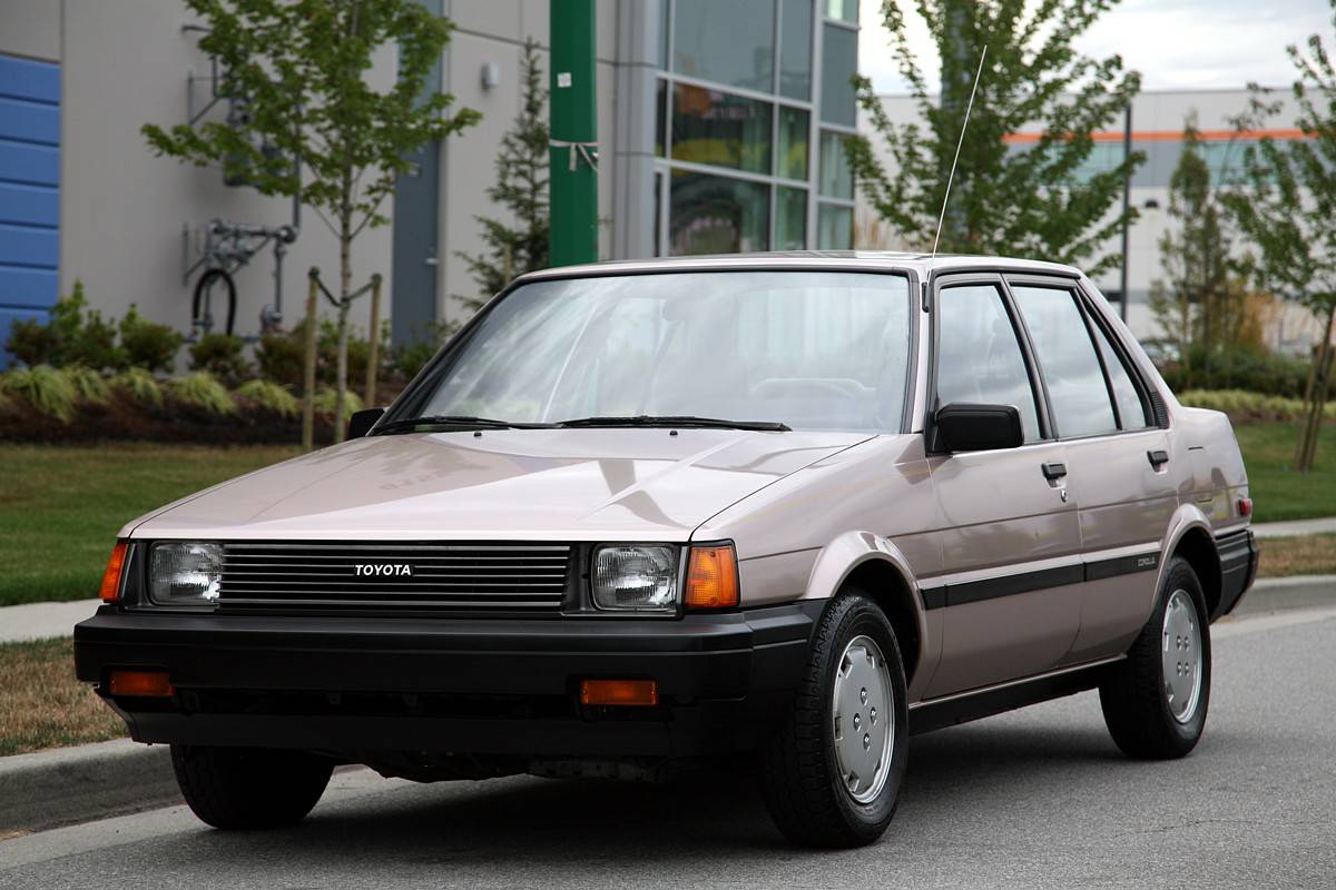 KIDNEY, ANYONE? 10,000-mile 1984 Toyota Corolla LE ...