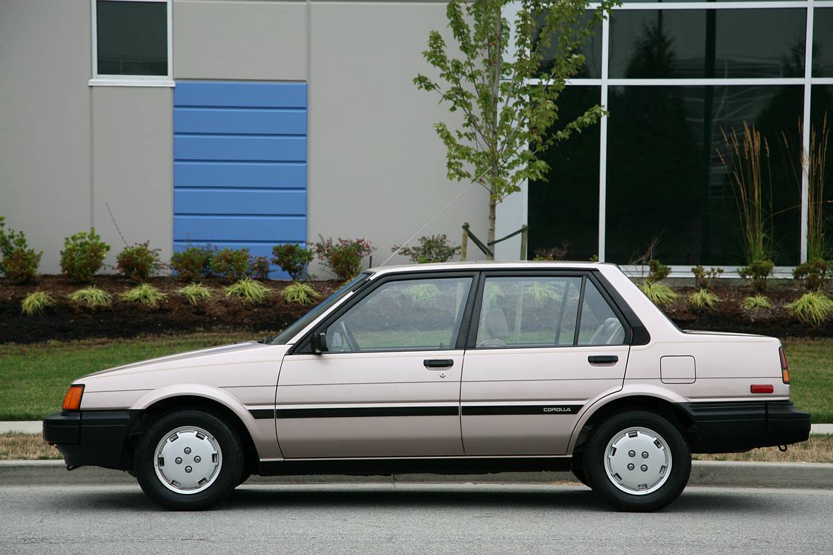Kidney Anyone 10 000 Mile 1984 Toyota Corolla Le Japanese Nostalgic Car Kidney Anyone 10 000 Mile 1984 Toyota Corolla Le Japanese Nostalgic Car