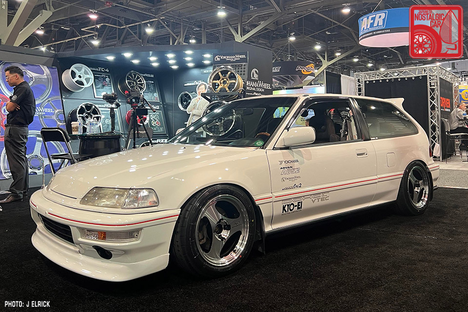 This Honda Civic EF wearing Advan Oni 2 wheels was our SEMA