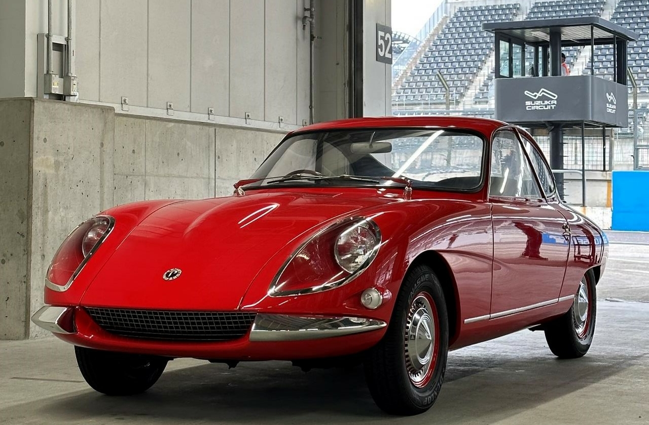 Nissan Helps Rebuild Long lost Prince 1900 Sprint Sports Car Concept 