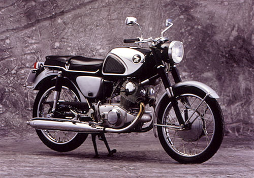 Legendary Honda CB72 returns to Suzuka after six decades for