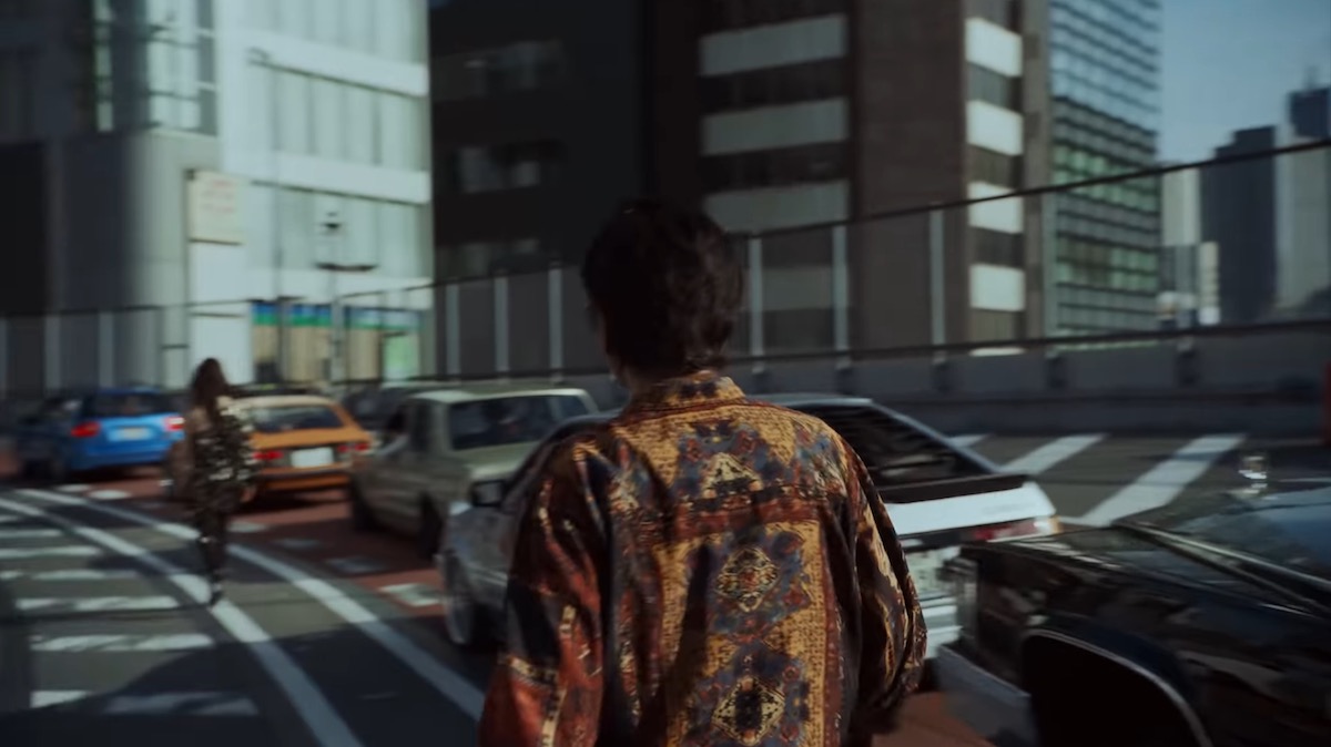 Keisuke Kuwata - detail MV Minamitani Music City
